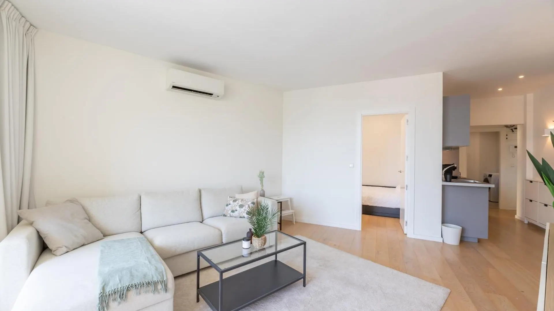 Appartement Stylish 2Bd Apt In The Centre 10 Minutes Away From The Beach Torremolinos