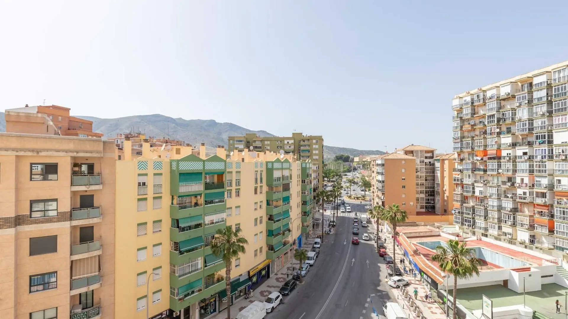 Appartement Stylish 2Bd Apt In The Centre 10 Minutes Away From The Beach Torremolinos Spanje